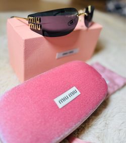 Women sunglasses