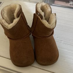 Baby Uggs
