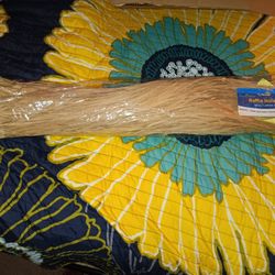 Hula Skirt
