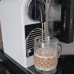 Nespresso CitiZ De'Longhi Coffee Machine 