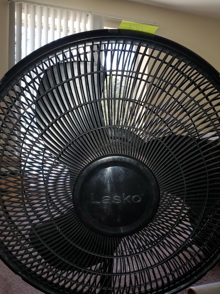 Lasko Oscillating fan