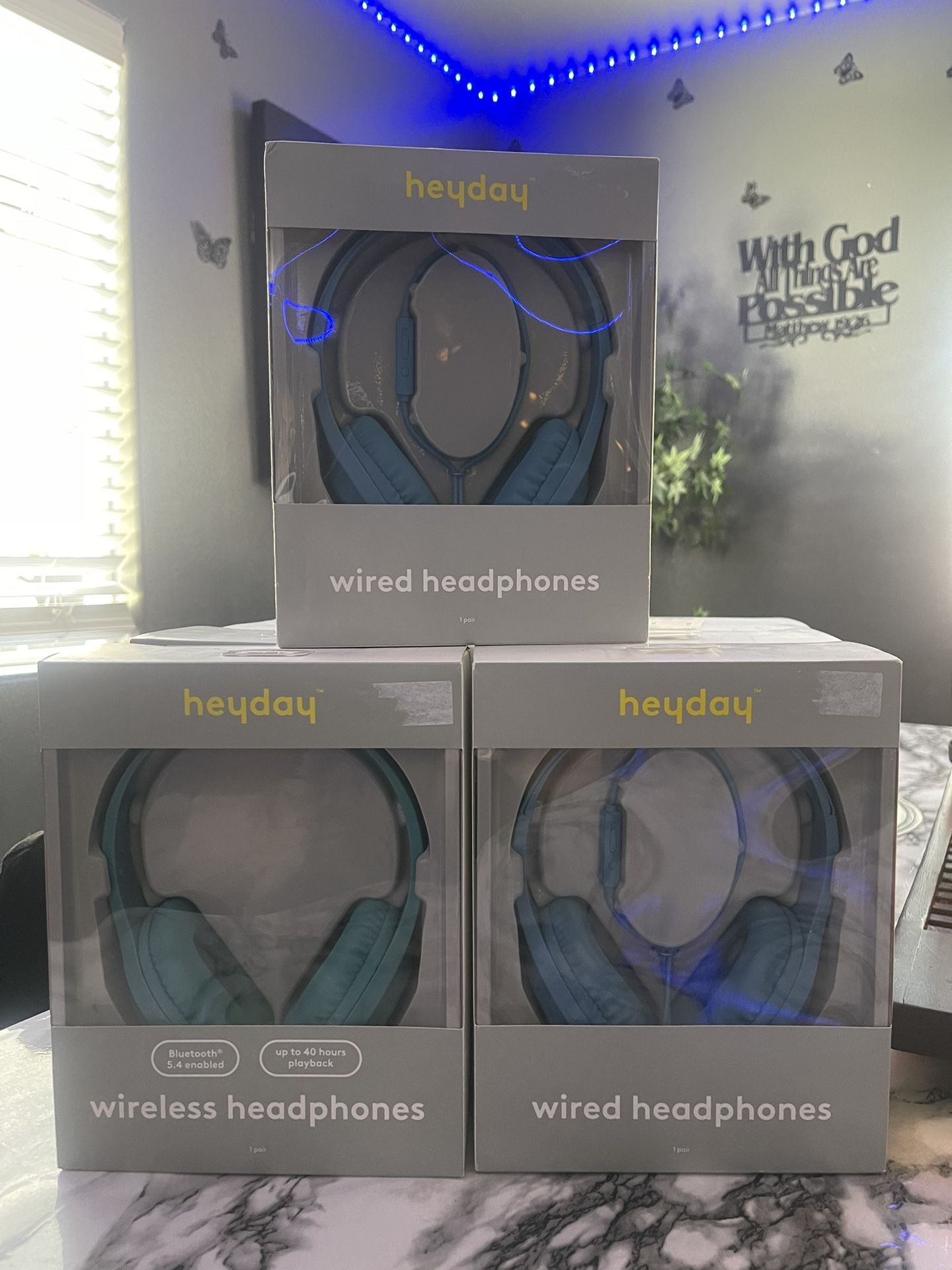 Wired On-Ear Headphones - heyday
