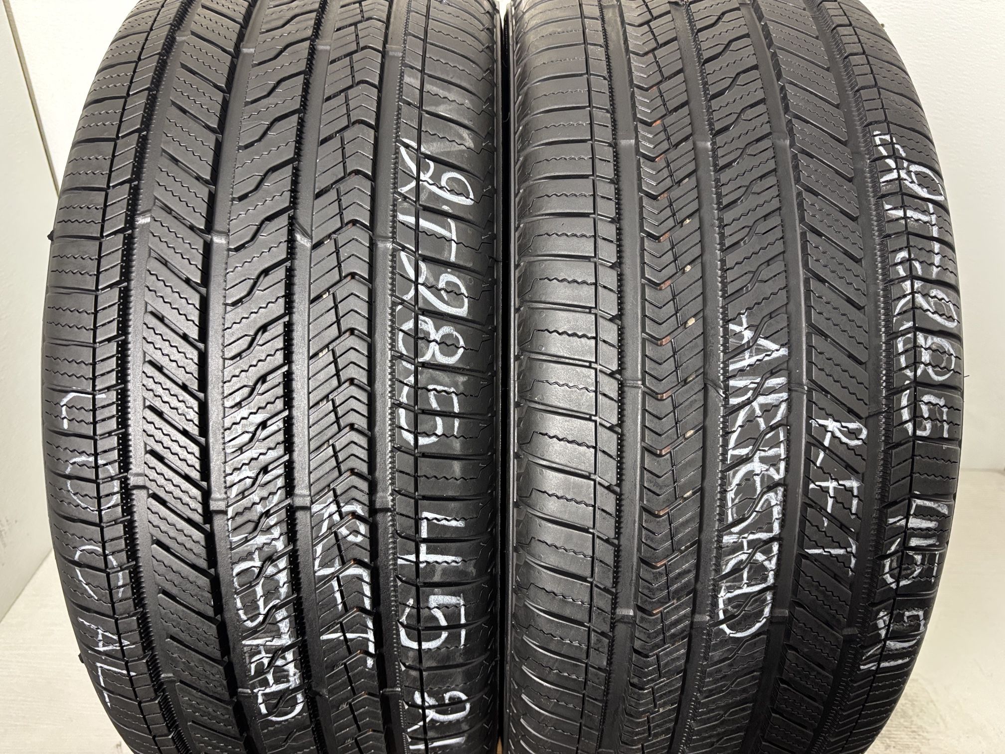 2 Tires 285 45 21 Bridgestone Alenza Sport Run Flat Like New