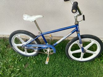 Schwinn predator bmx 1990 for Sale in Sacramento CA OfferUp