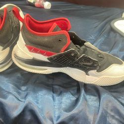 Jordan’s stay loyal