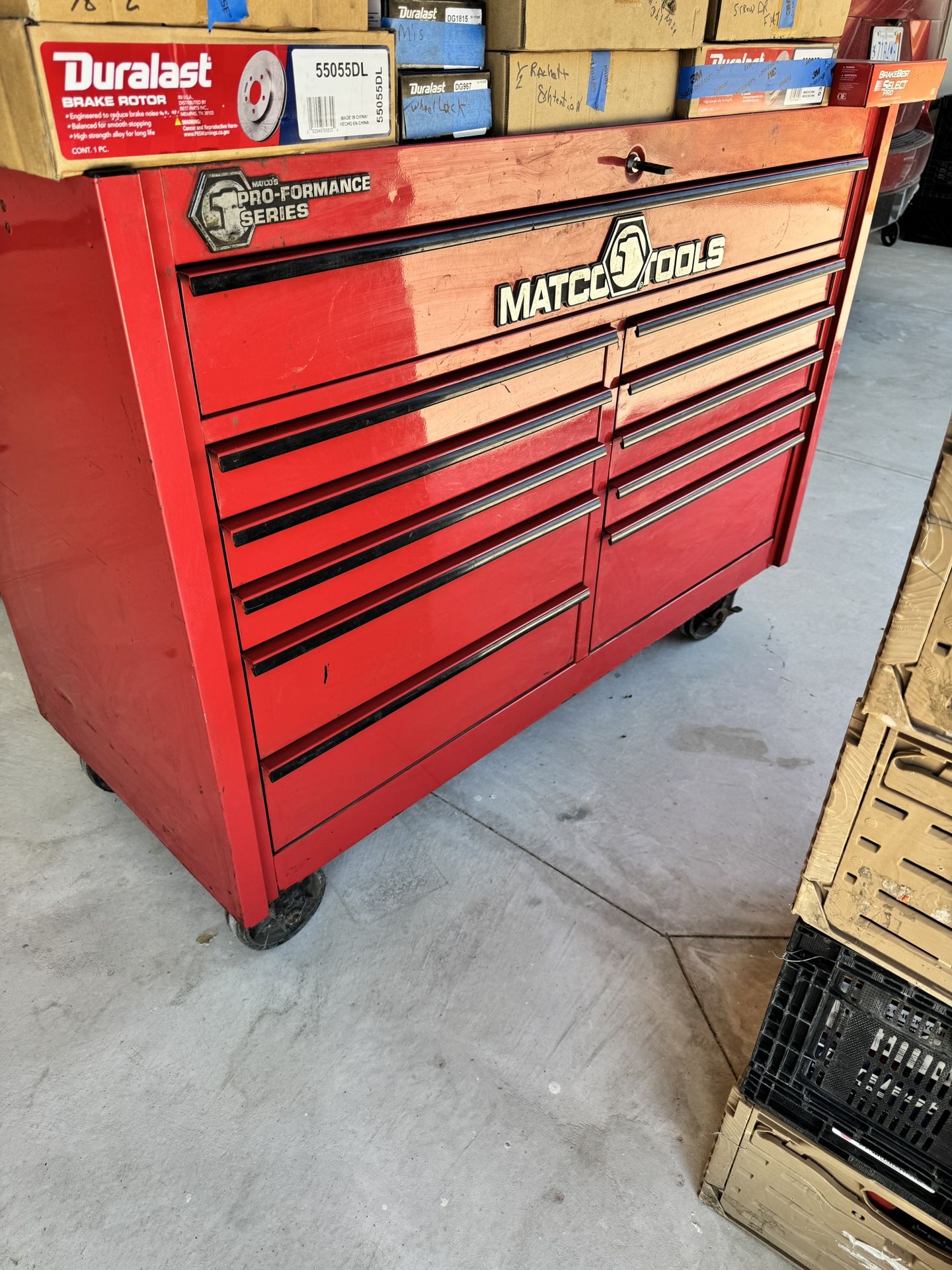 matco red/black 2 bay rollaway tool box 1 pro-formance series
