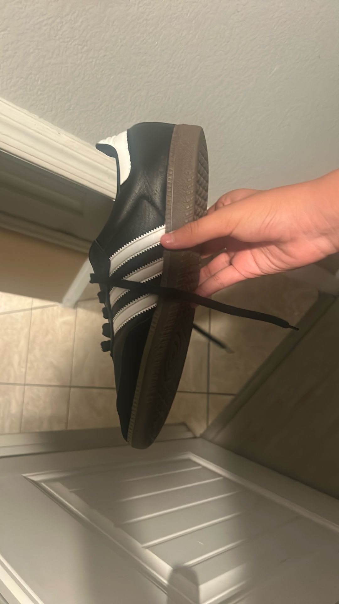 Sambas Size 11