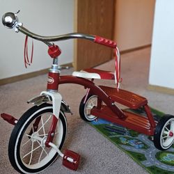 Radio Flyer Red Bike