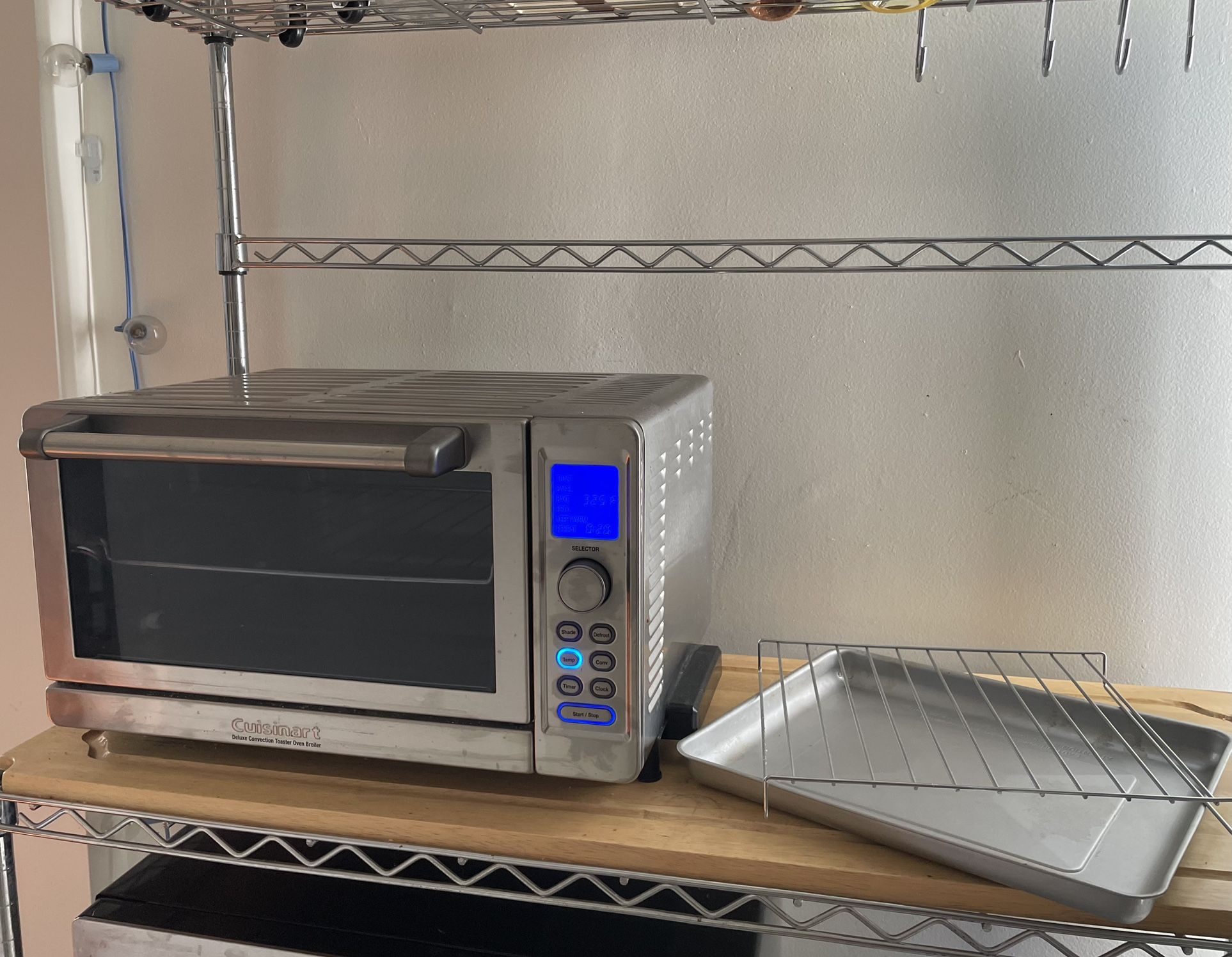 Cuisinart Deluxe Convection Toaster Oven (TOB-135N)
