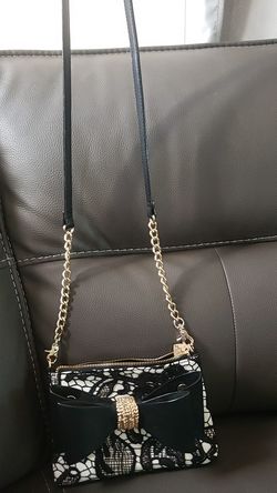 Betsey Johnson crossbody purse