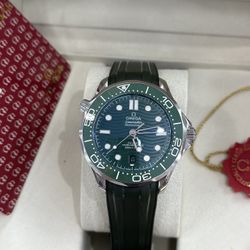 Omega Men’s Mechanical Watch With Box New 