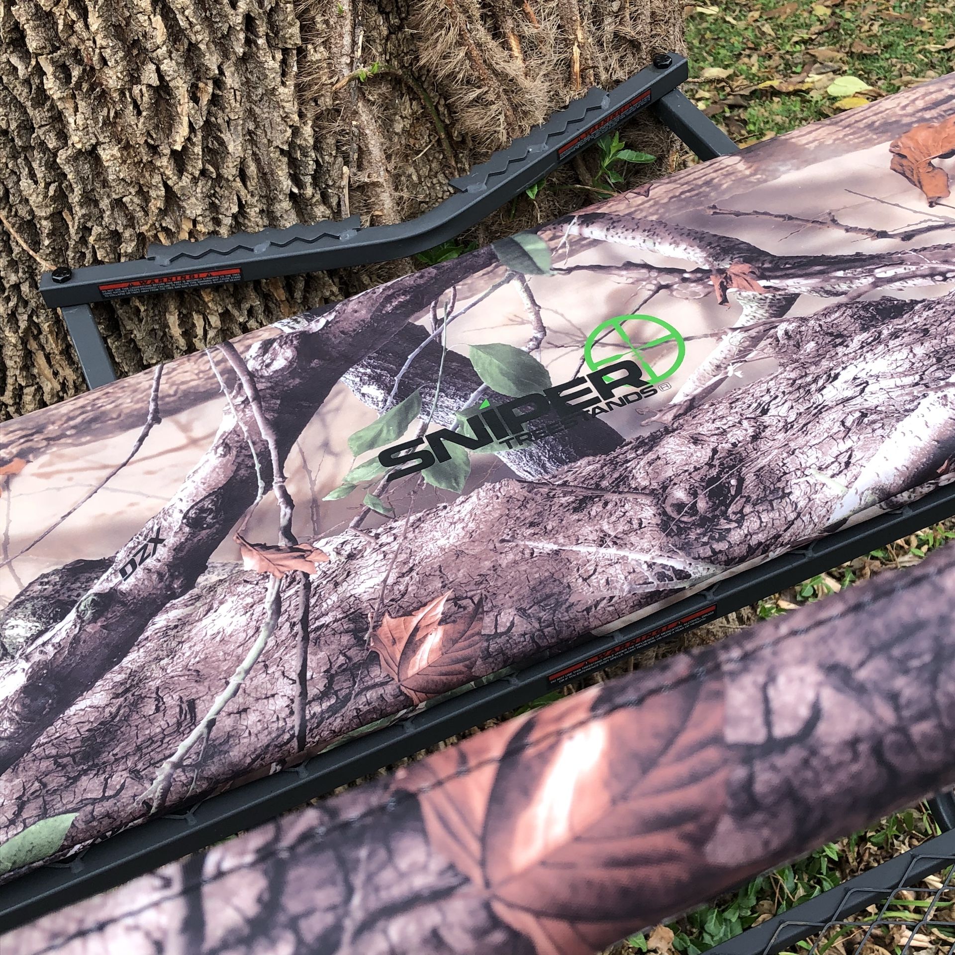 Sniper tree stand