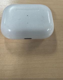 AirPods Pro case