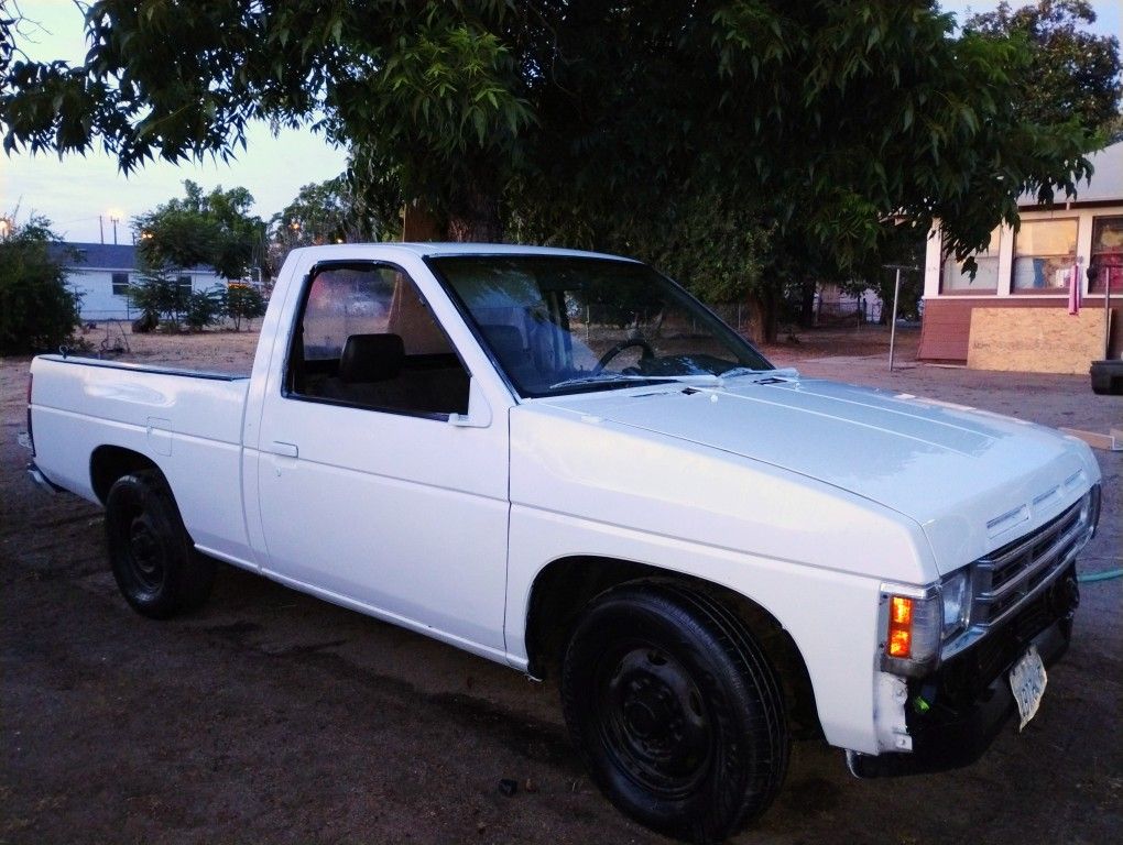 1992 Nissan Truck