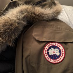 100% Official Canada Goose Parka