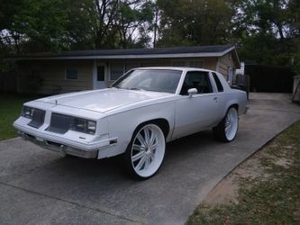 Cutlass supreme on 26s for Sale in Tallahassee, FL - OfferUp