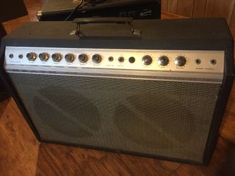 Guitar amp