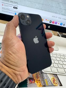 iPhone 13 Midnight Black 128 GB unlocked and works with all carriers worldwide