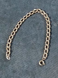 1/20- 14k gold filled 9.6grams bracelet, dont vanish into 20 to 30 years,only pick up