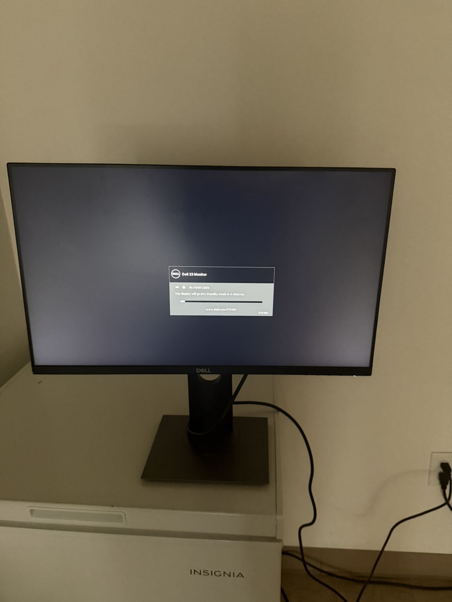 Dell P2319H 23" 1920 x 1080 60Hz Full HD LED / LCD Black Monitor w/ Stand