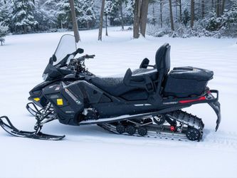Snowmobile 2020 ski -doo