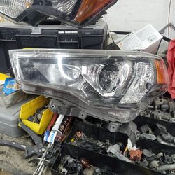Left headlamp  four runnet