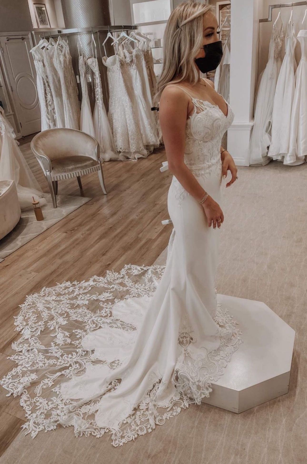 Mermaid Spaghetti Straps White Lace Wedding Dress