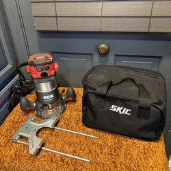 Skil 10 AMP Fixed Base Corded Router RT1323-00