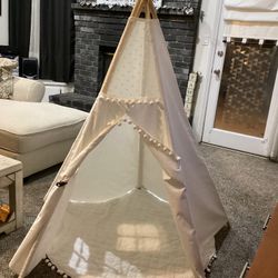 Kids Teepee - $20