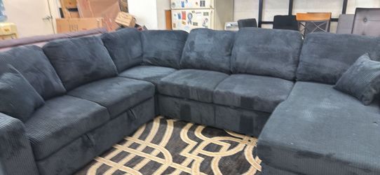 New Sleeper Sectional Couch with USB and Storage! Free Delivery 🚚!