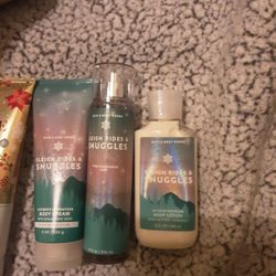 Brand New BATH And Body 3 PC Set  Sleigh Rides And Snuggles 