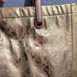Gold Mk Purse It’s Big!!