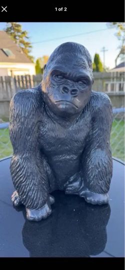Large Black Gorilla Statue Figurine