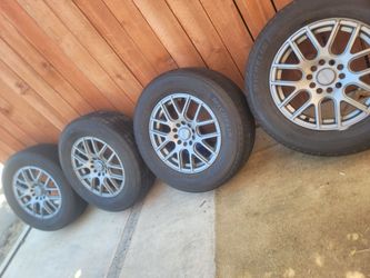 Wheel 16 5 Lugs Universal