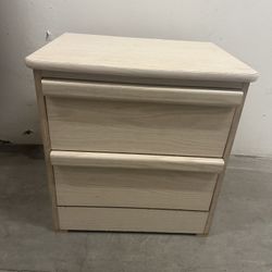 Nightstand 