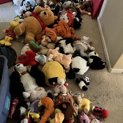 Bundle Of Stuffed Animals 