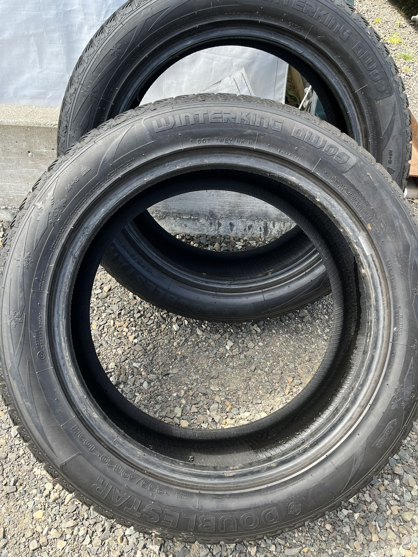 255/50/20 Tires