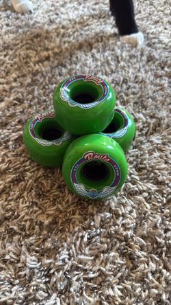 Kryptonics 62mm soft green slateboard wheels