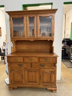 Tell City hutch cabinet 