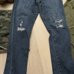 Women’s Levi Pants 