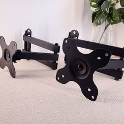 Full Motion TV Wall Mount – Fits 13" to 32" TVs and computer monitors.