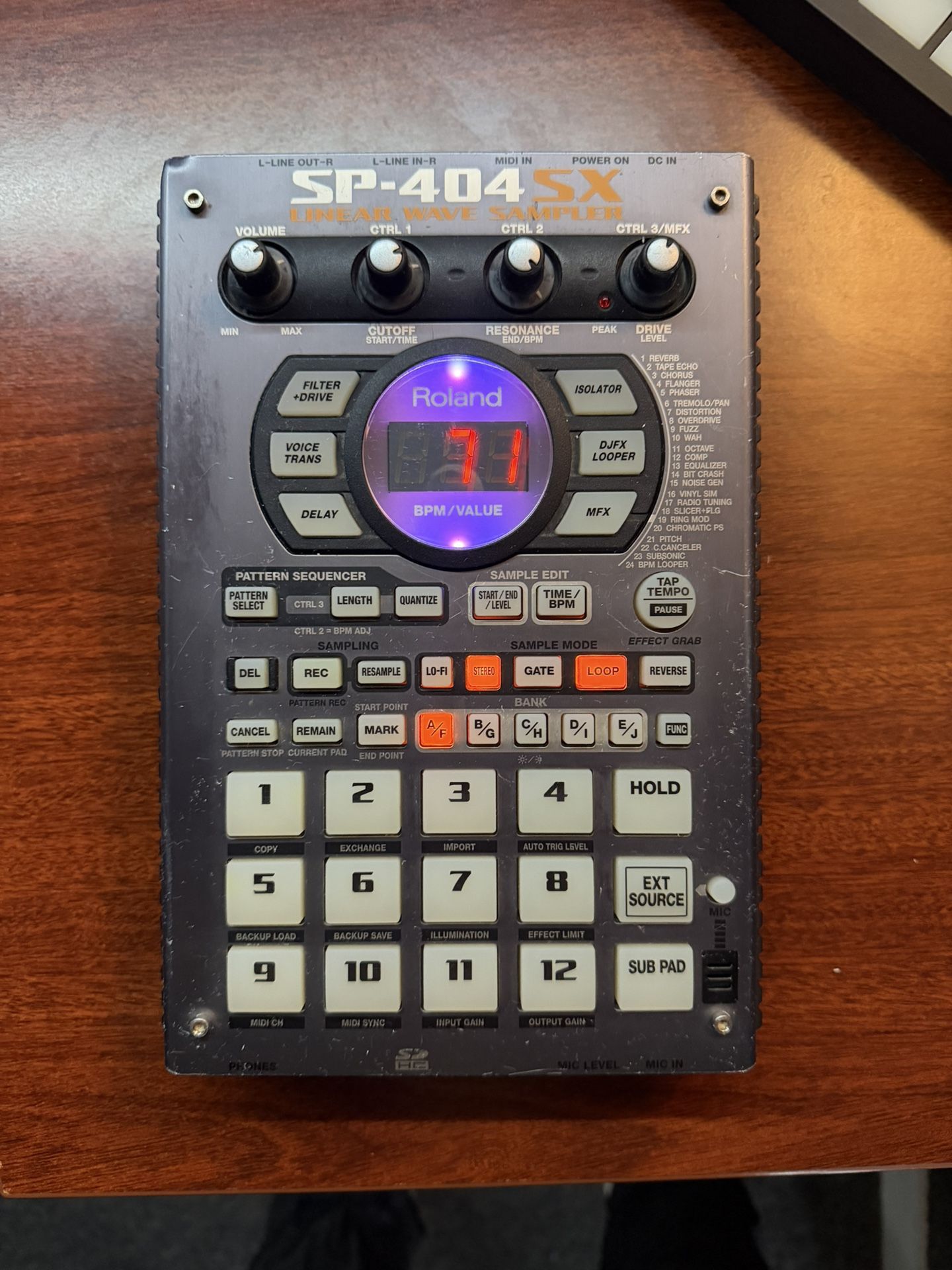 Roland SP-404SX Sampler – Great Condition