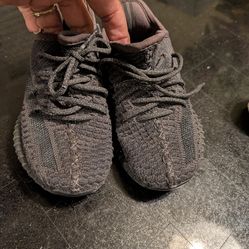Yeezy toddler shoe
