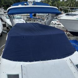 2005 Doral Monticello Boat 25ft