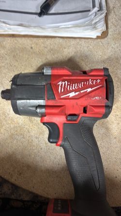 Milwaukee M18 Fuel Impact Wrench