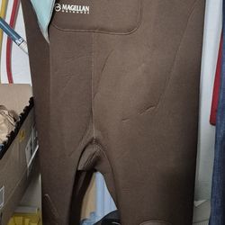 Neoprene bootfoot waders (Size 8)