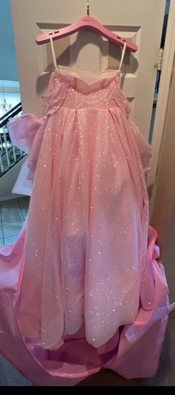 Pink dress