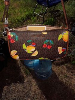 Michael kors women's purse