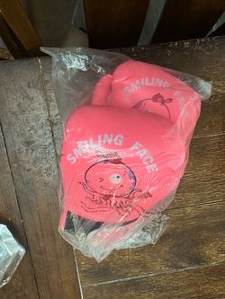 Kids boxing gloves
