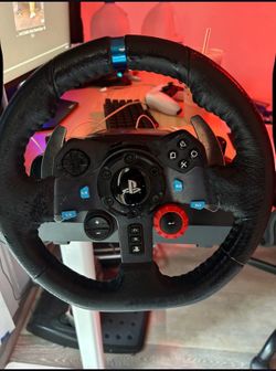 Logic tech steering wheel ps5,ps4,pc